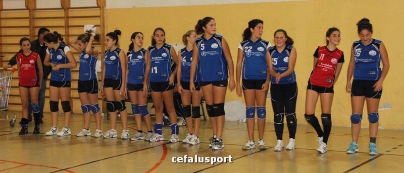 111116 volley 030y_tn.jpg